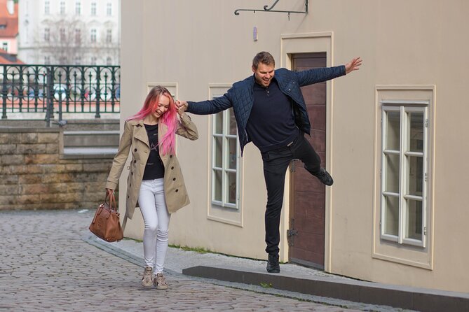 Photo Shoot for couple in Prague - What Julia adds beyond the camera