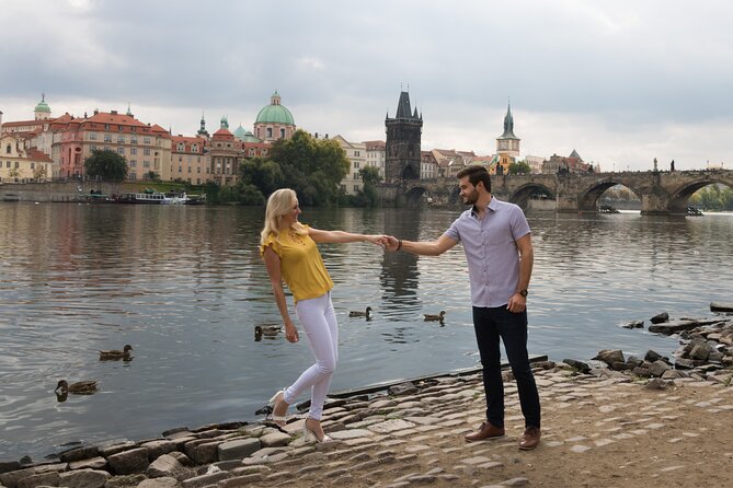 Photo Shoot for couple in Prague - Timing, weather, and practical planning