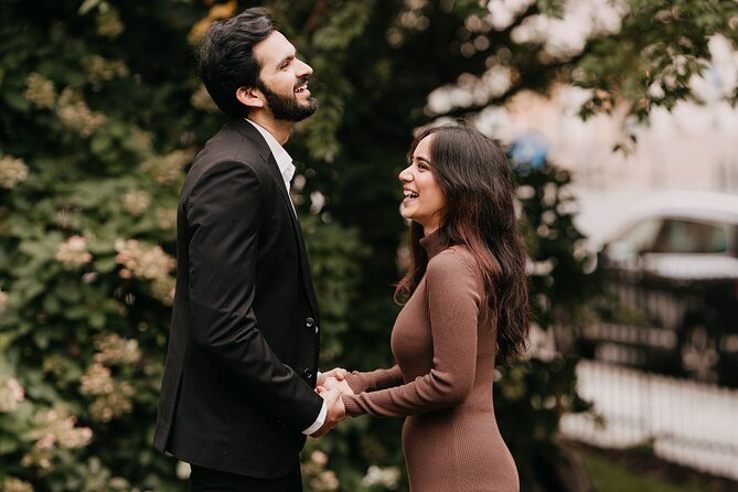 Photographer in Prague - Couple, engagement & portrait photoshoot - Why a Prague photoshoot can be worth the hour