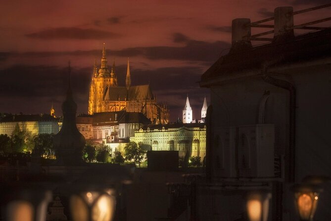 Prague Photoshoot for Couples, Betrothed, Family & Friends - Beginning at Prague Castle