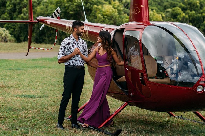 Private 45 Minute Helicopter Tour with Romantic Landing - Waikiki and Diamond Head from above