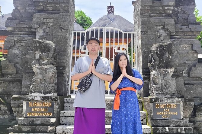 Private Bali Romantic Couple Tour with Parasailing Adventure - Candlelit seafood at Jimbaran Bay