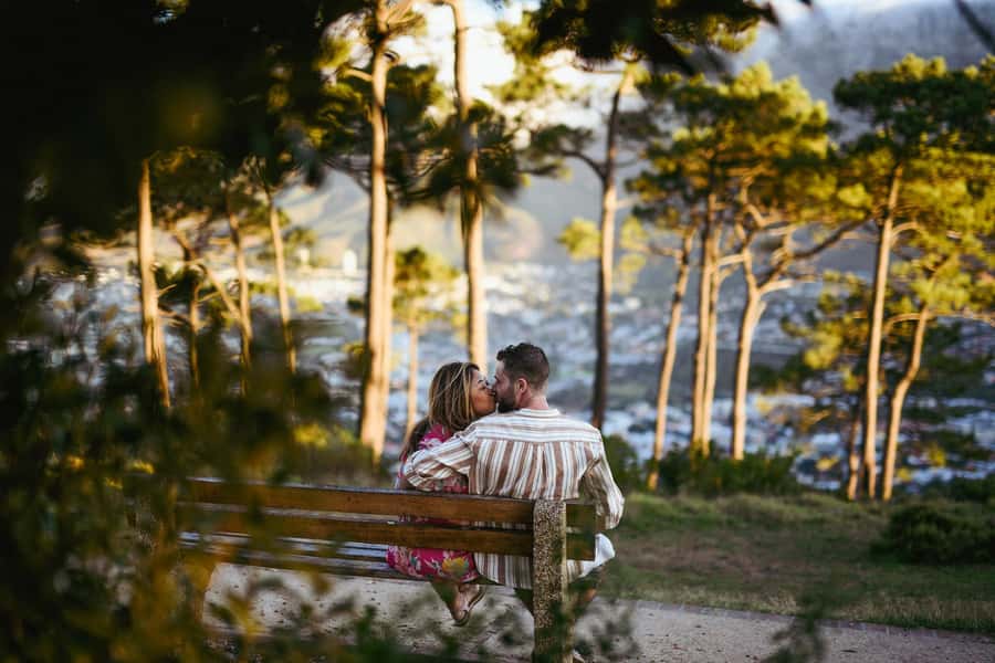 Private Couple,Family&Group Photoshoot Session in Cape Town - The CBD city center: Urban portraits in a compact hour