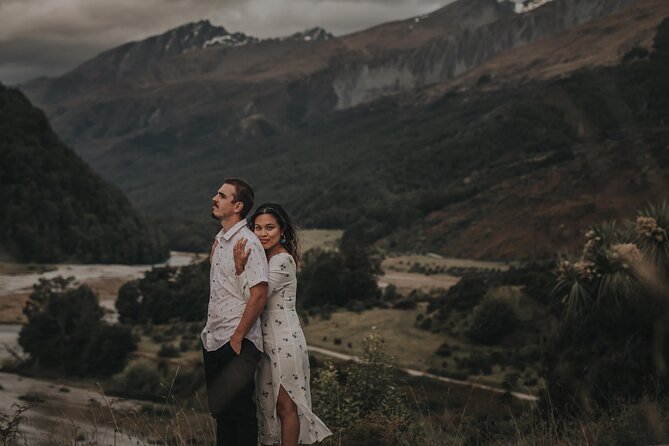 Private Couples Photo Shoot in Queenstown - Private transport makes the route easier