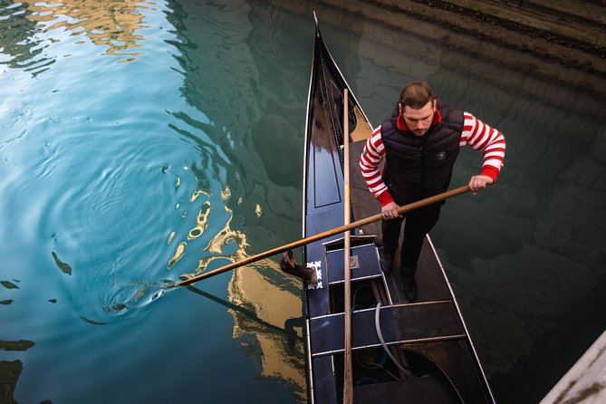 Private Crafted Gondola Ride on the Grand Canal - What the private gondola ride is really like
