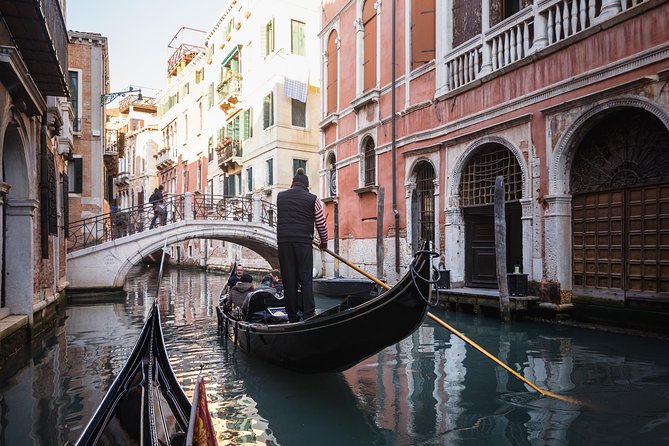 Private Crafted Gondola Ride on the Grand Canal - Weather, timing, and comfort