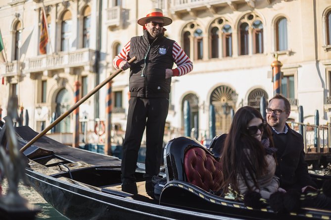 Private Crafted Gondola Ride on the Grand Canal - Who should book this experience