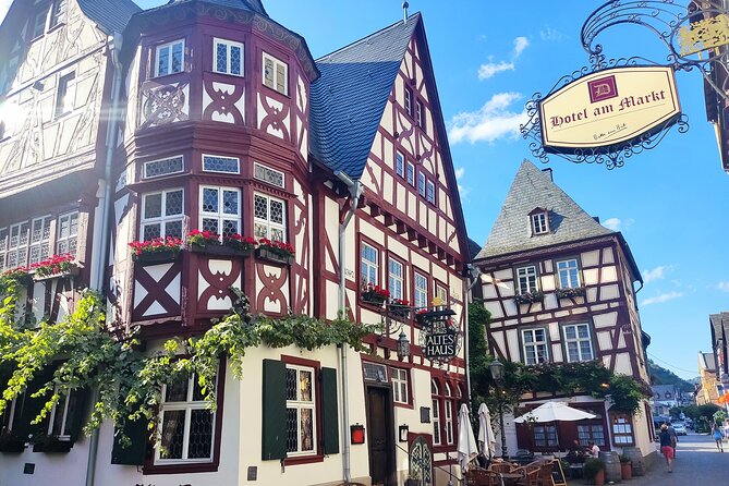 Private day trip to the Romantic Rhine Valley with river cruise and wine tasting - Schloss Johannisberg and the story of late-harvest Riesling