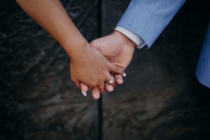 Private Professional Photoshoot in Positano Couple and Family - Starting at Chez Black near the beach