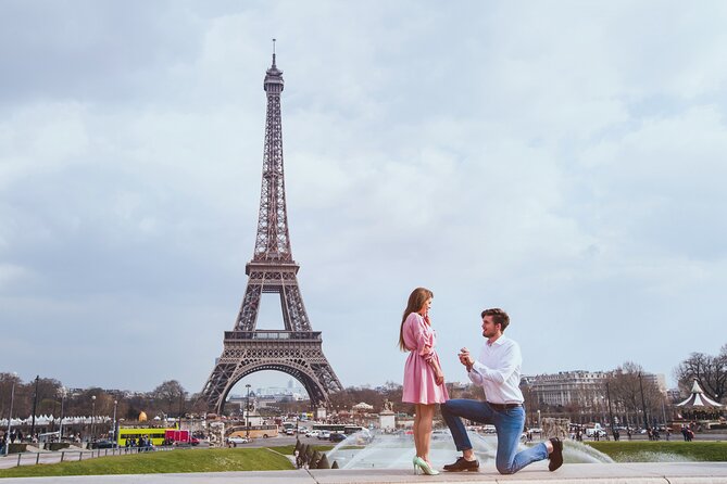 Private Proposal Photoshoot in Paris - Key Points to Know Before You Book