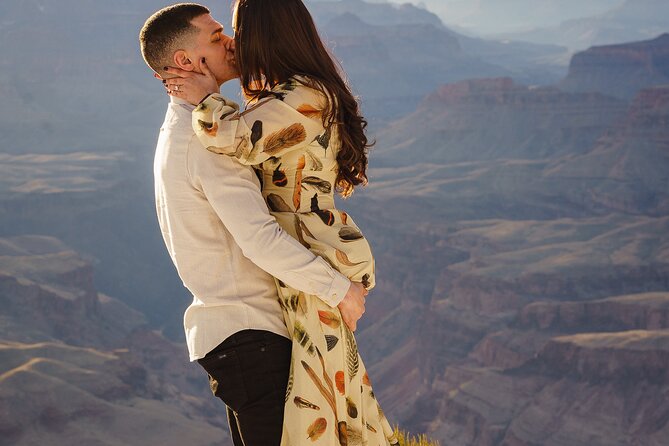 Private Proposal Professional Photo Shoot - Grand Canyon - The proposal itself and the first photographs