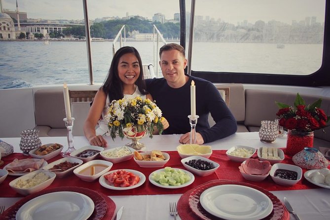 Private Proposal Tour in Bosphorus - Choosing the Maiden Tower as your special moment