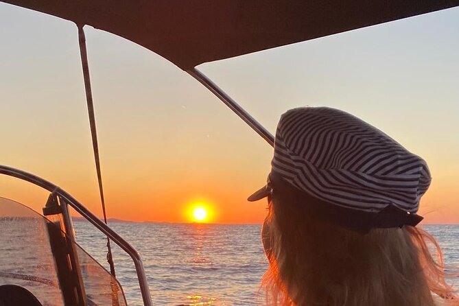 PRIVATE Romantic Sunset Boat Tour Zadar with Local Wine 1,5h - Sunset from the water, with no guarantee from nature