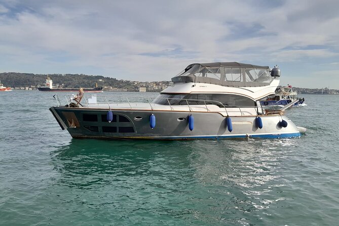 Private Yacht for Surprise Events / Birthday, Proposal, Anniversary, Party etc - Ottoman palaces from the water