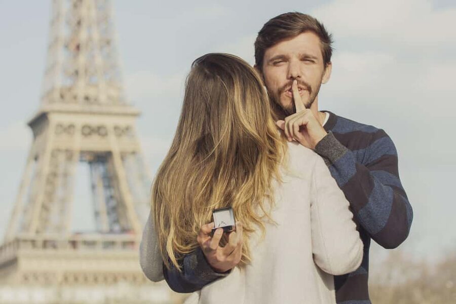 Proposal Photoshoot - Why this Paris proposal photoshoot works