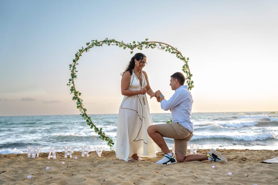 Proposal Photoshoot with Professional Photographer in Malta - Choosing between the beach arch and sunset picnic