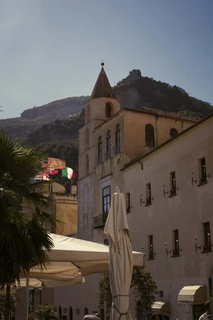 Ravello: the most romantic balcony on the Amalfi Coast - The coastal road and the Lattari Mountains