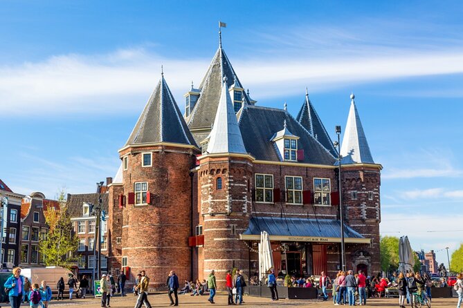 Romantic Amsterdam: Fairytale or Tragedy? Self-Guided PuzzleQuest - City Hall and the Staalmeestersbrug