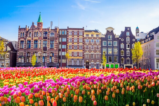 Romantic Amsterdam: Fairytale or Tragedy? Self-Guided PuzzleQuest - From the Bredero Monument to the Leprozenpoort