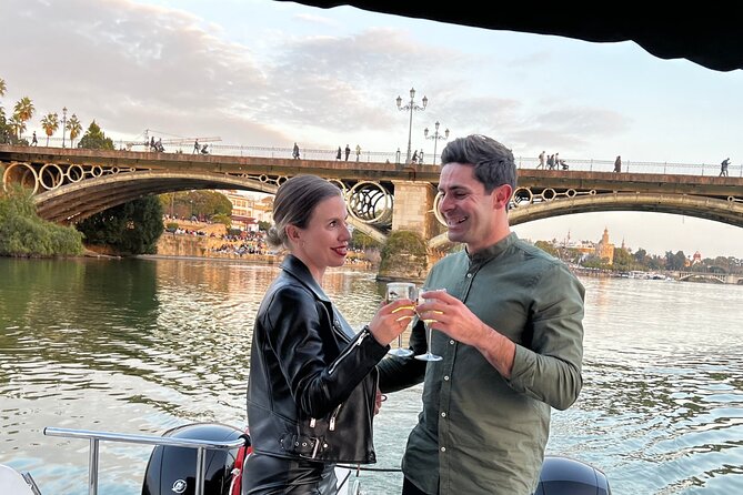 Romantic boat ride 1h (private) - The Giralda, seen from outside
