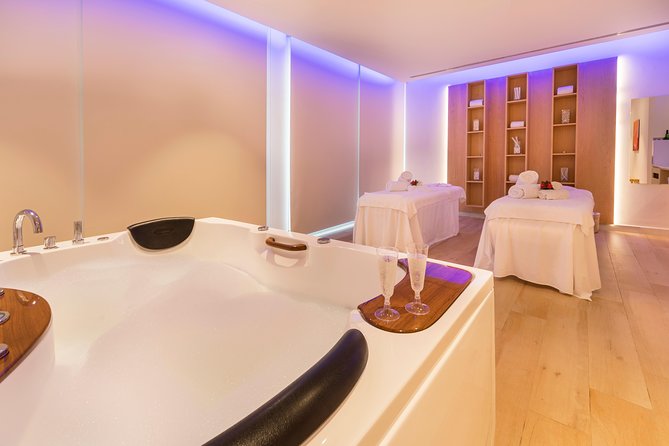 Romantic couple massage + SPA entry and private jacuzzi with cava - Starting at Mallorca Wellness Spa Gran Playa de Palma