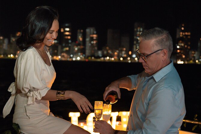 Romantic Date Night in the Bay of Cartagena - A Soundtrack You Choose Yourself