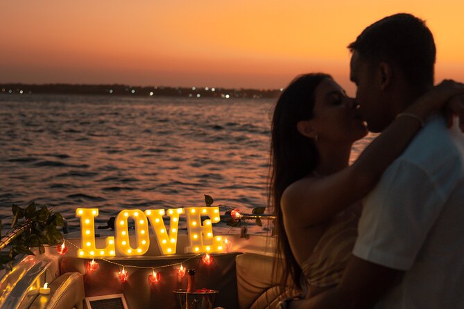 Romantic Date Night in the Bay of Cartagena - Timing, Weather, and Practical Planning