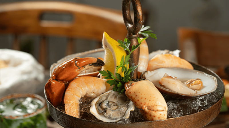Romantic dinner in front of the sea - Booking, timing, and cancellation details