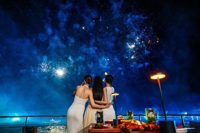 Romantic Dinner with Fireworks, Symphony & Kiss of the Sea Show - Dinner at Sun Bavaria GastroPub from 19:00
