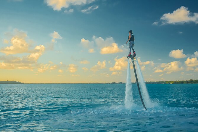 Romantic dive in the lagoon of Bora Bora. Private instructor on a shared boat - Receiving the edited underwater film