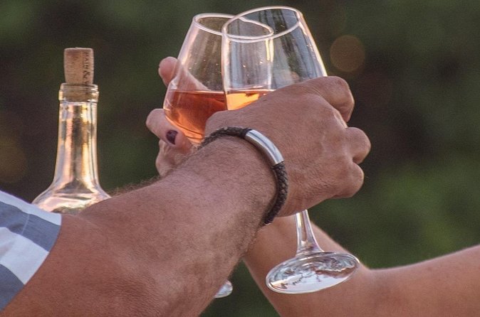 Romantic Floating Picnic Experience - Choosing the appetizer and three proteins