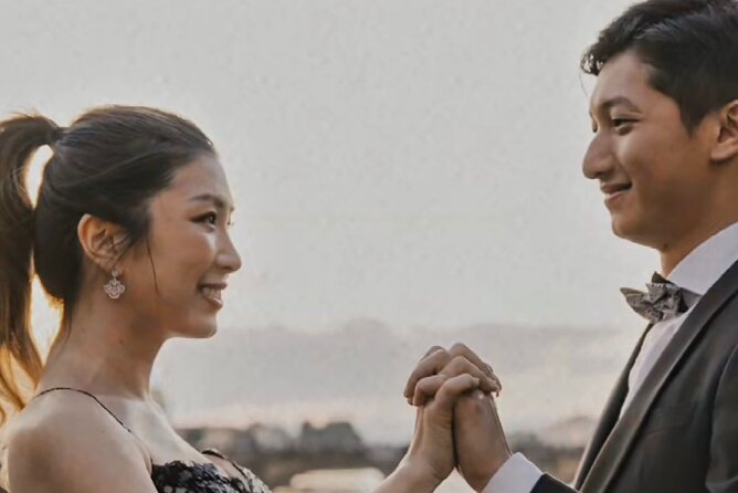 Romantic Florence Proposal & Wedding Photographer Experience - Weather, cancellation, and practical planning