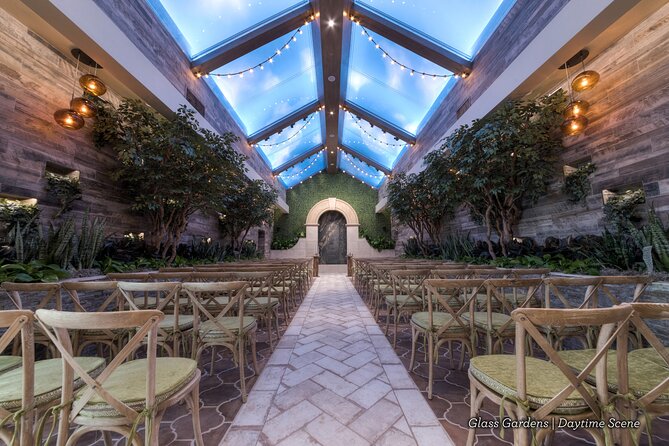 Romantic Las Vegas Wedding Package - Arriving at Chapel of the Flowers