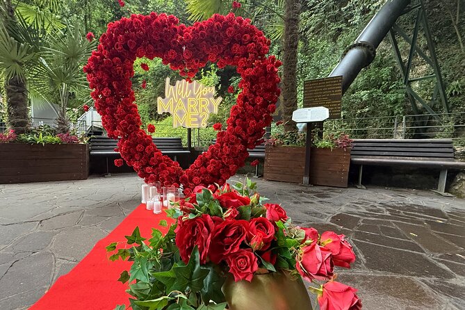 Romantic Marriage Proposal Experience in Lake Garda - Dinner for two after the big question