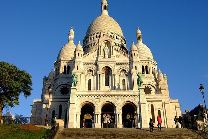 Romantic Montmartre: Paris Lost Lovers Exploration Game and Tour - Price and value at $7.24