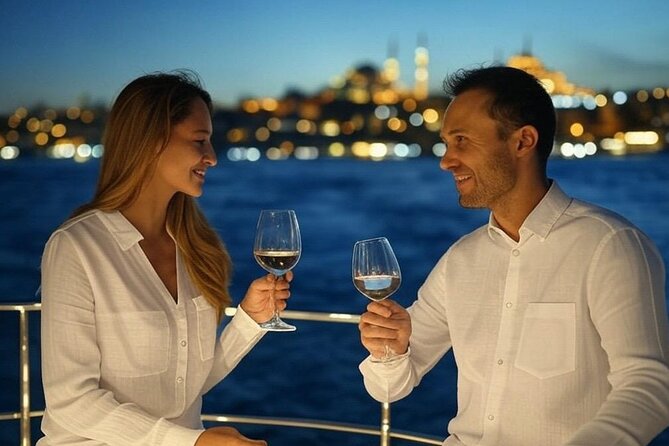 Romantic Night Cruise Live Violinist - What this Istanbul night cruise is really like