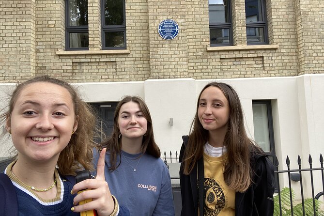 Romantic Notting Hill: Self-Guided Love Story Puzzle Walk - Is $9.84 good value in London?