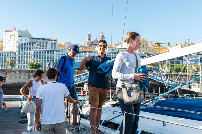 Romantic Private Sailboat in Lisbon for couples - The riverside square and the best picture