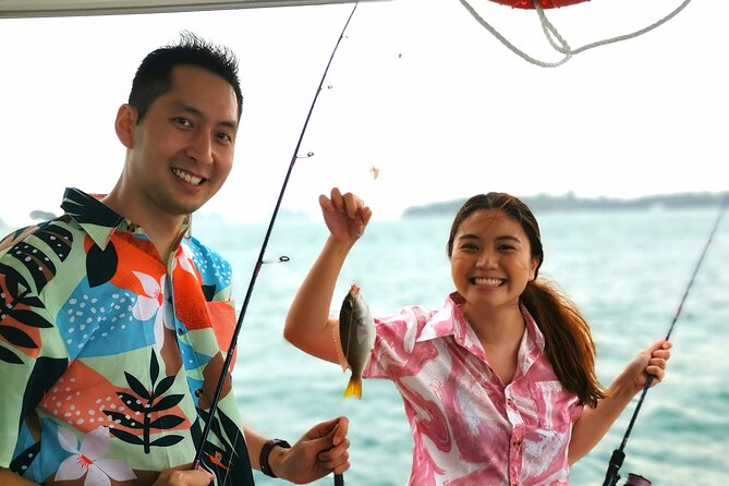 Romantic Private Sunset Dinner Cruise with a 3-course meal - Sailing Past Marina Bay Sands and the Flyer