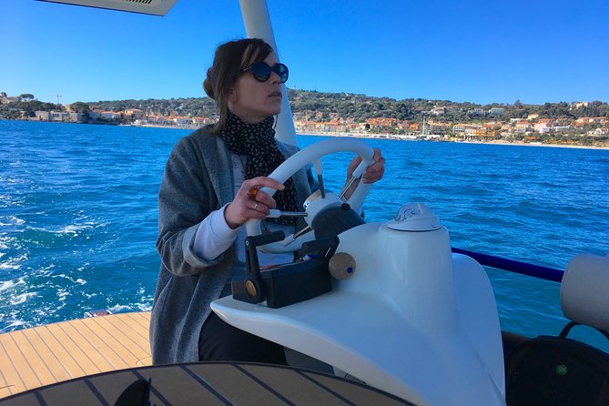 Romantic Private Tour for 2 plus guide on your own Solar Powered Boat - What the solar boat adds