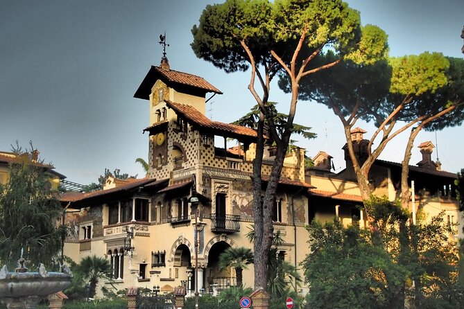 Romantic Rendezvous: Private Night Tour of Rome with Chauffeur - St. Peter’s Square without a basilica visit