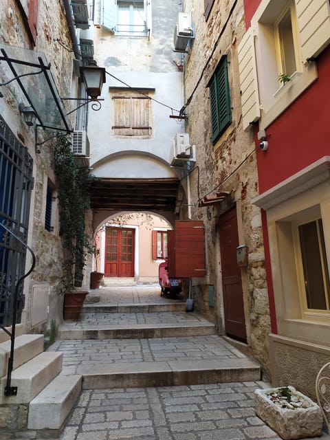 Romantic Rovinj - a private walking tour - Starting at Trg na mostu