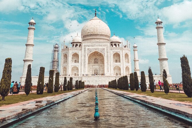 Romantic Sunset at the Taj Mahal: Day Trip from Delhi to Agra - The guide and driver matter on a day this long