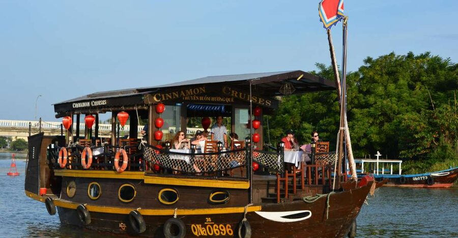 Romantic Sunset Dinner Cruise in Hoi An - Key points to know before booking