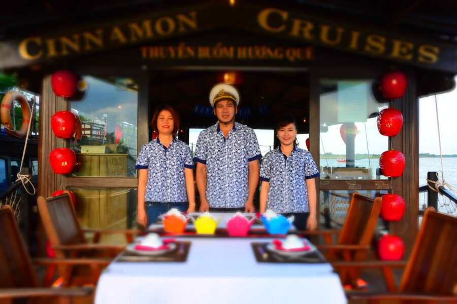 Romantic Sunset Dinner Cruise in Hoi An - Timing, transport, and the end of the evening