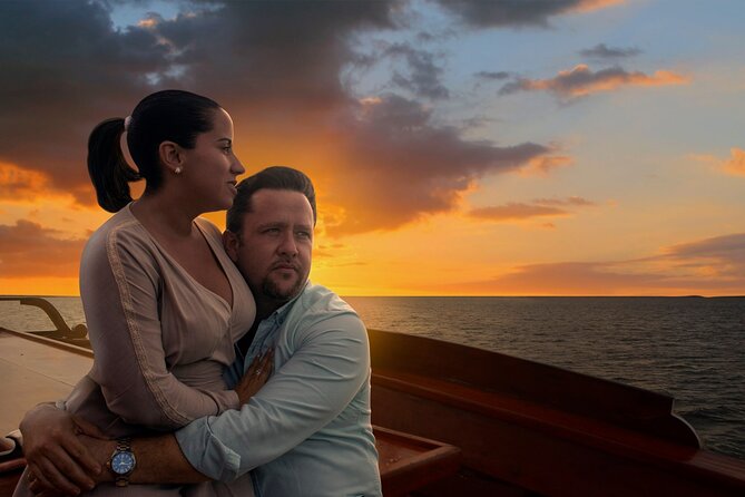 Romantic Sunset Dinner Cruising Experience - Who will enjoy this Cancun cruise most?