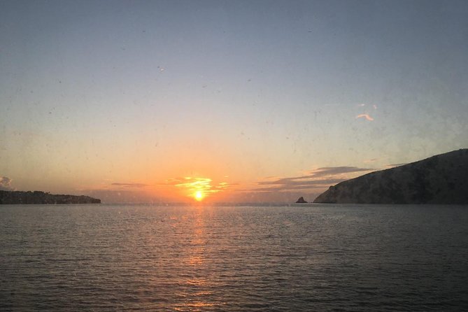 Romantic sunset - private - What the private format changes
