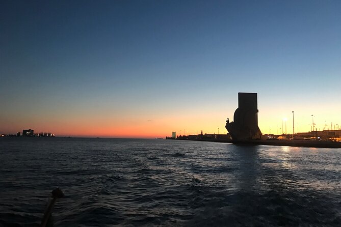 Romantic Sunset Sailing Experience in Lisbon - Guides who help make the occasion personal