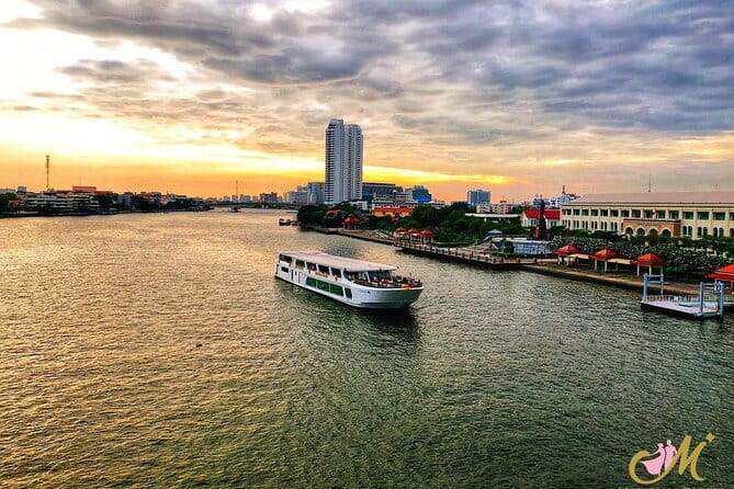 Romantic Sunset The Planet Cruise with Bangkok Night Views - Who gets the best value for $30.76