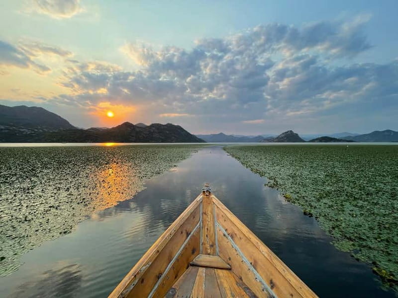 Romantic Sunset tour on Skadar lake with drinks and snacks - Lesendro Fortress gives the cruise a story